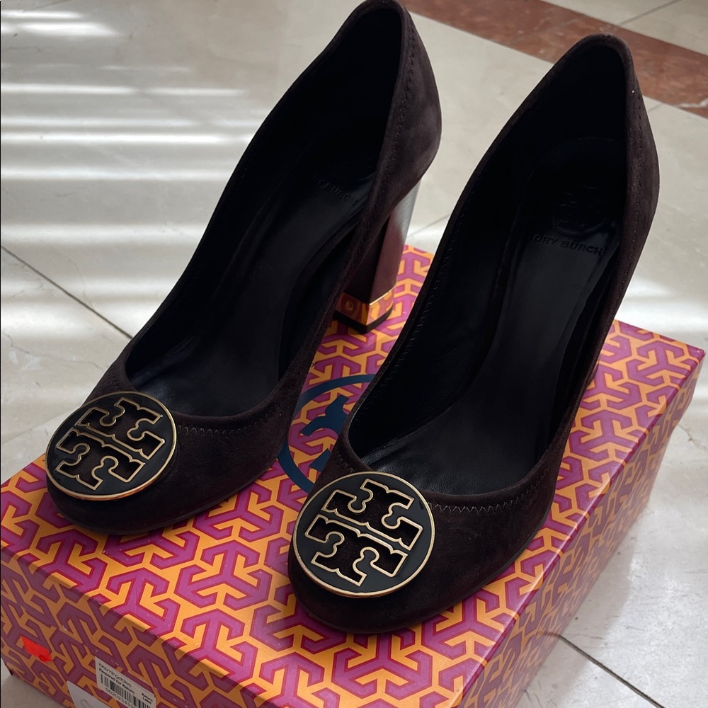 Tory Burch Dark Brown Heels with Gold Logo SOFT SUEDE LIKE NEW 9.5
